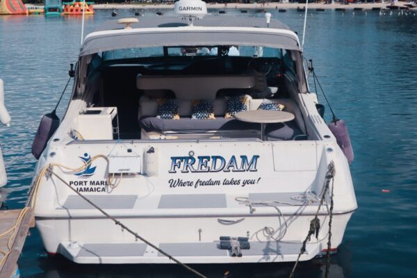 Fredam Yacht Charter